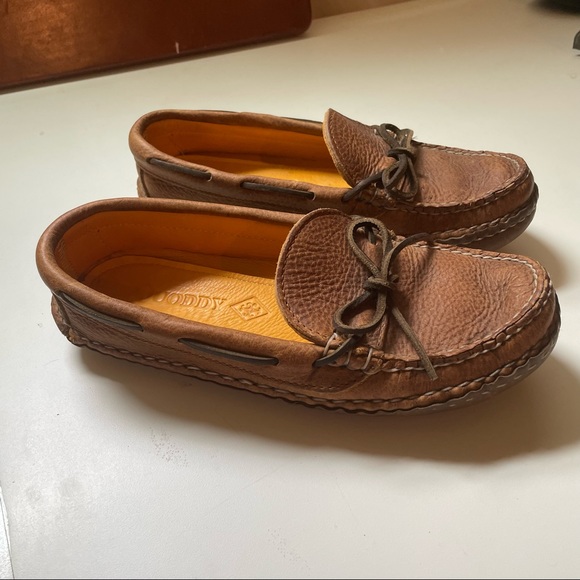 Quoddy Pebble Grain Leather Moccasin - Picture 3 of 9